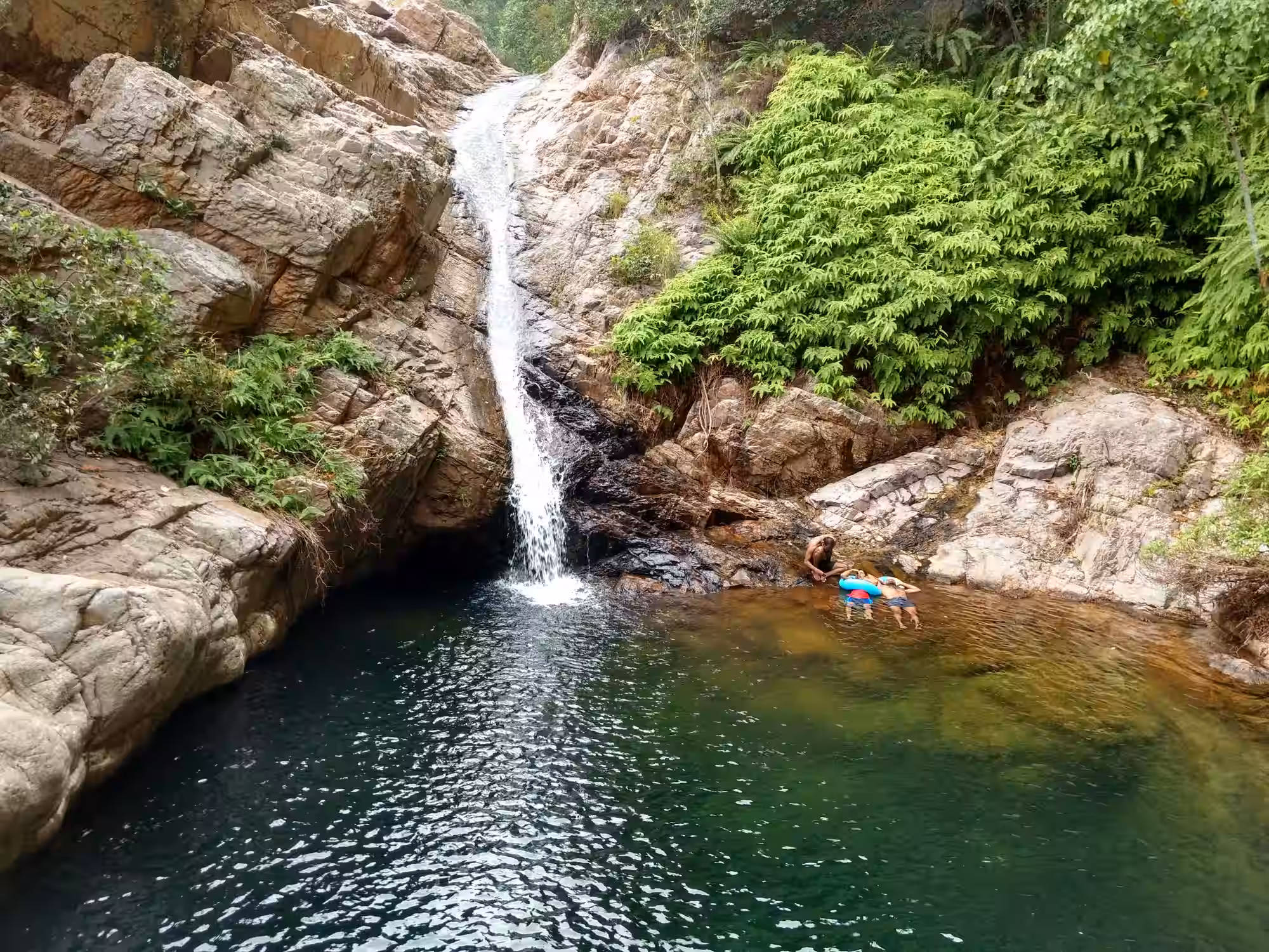 Nagalapuram Falls (Siddulaiah Kona Falls) (42 km | Approx. 1 h  15m)
