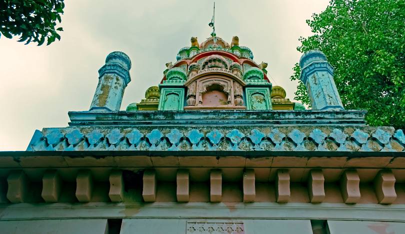 Rajgurunagar (50 km | approx. 1.5 hours)
