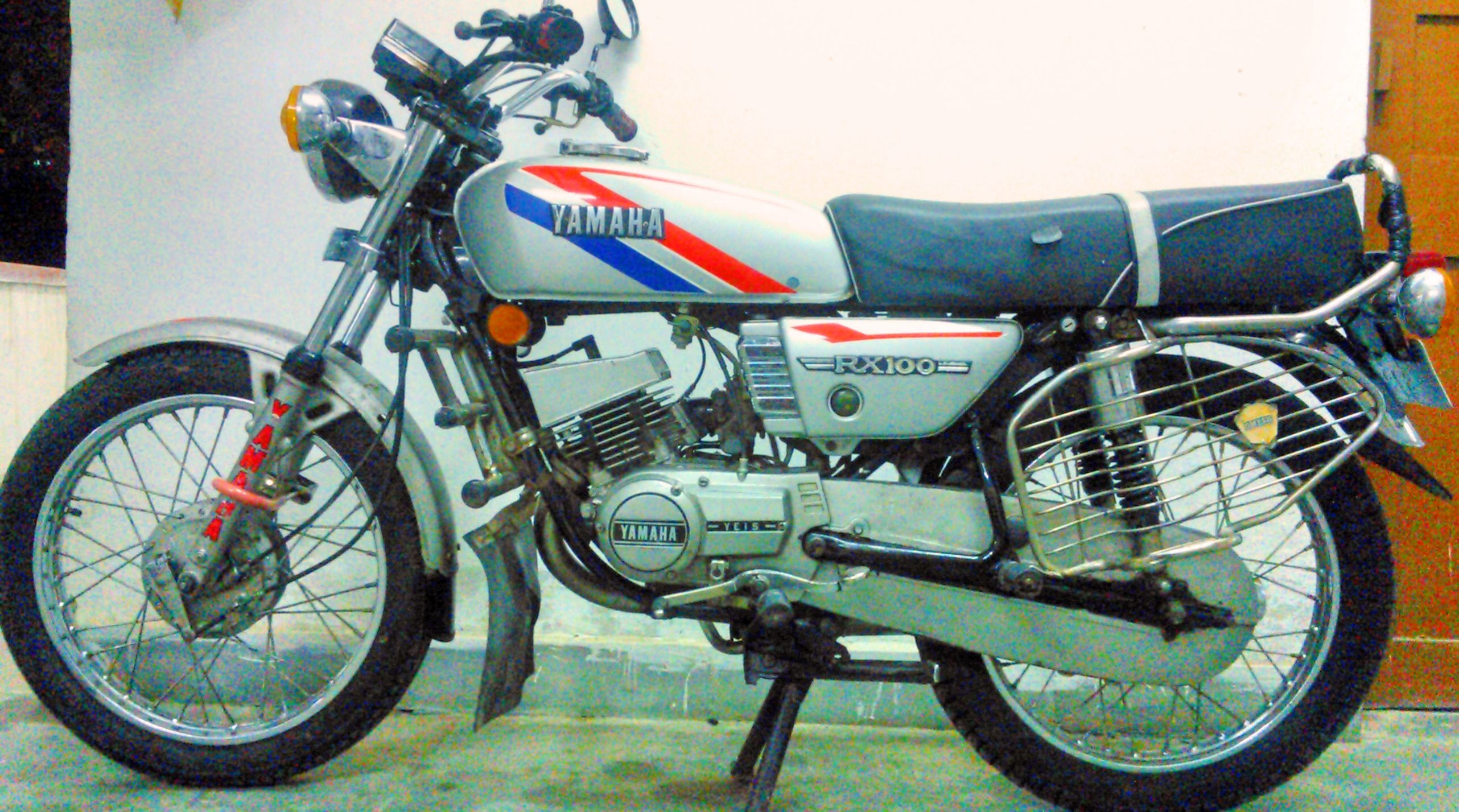 Yamaha Rx 100 Bike For Sale In Kolkata Id 1415239247 Droom