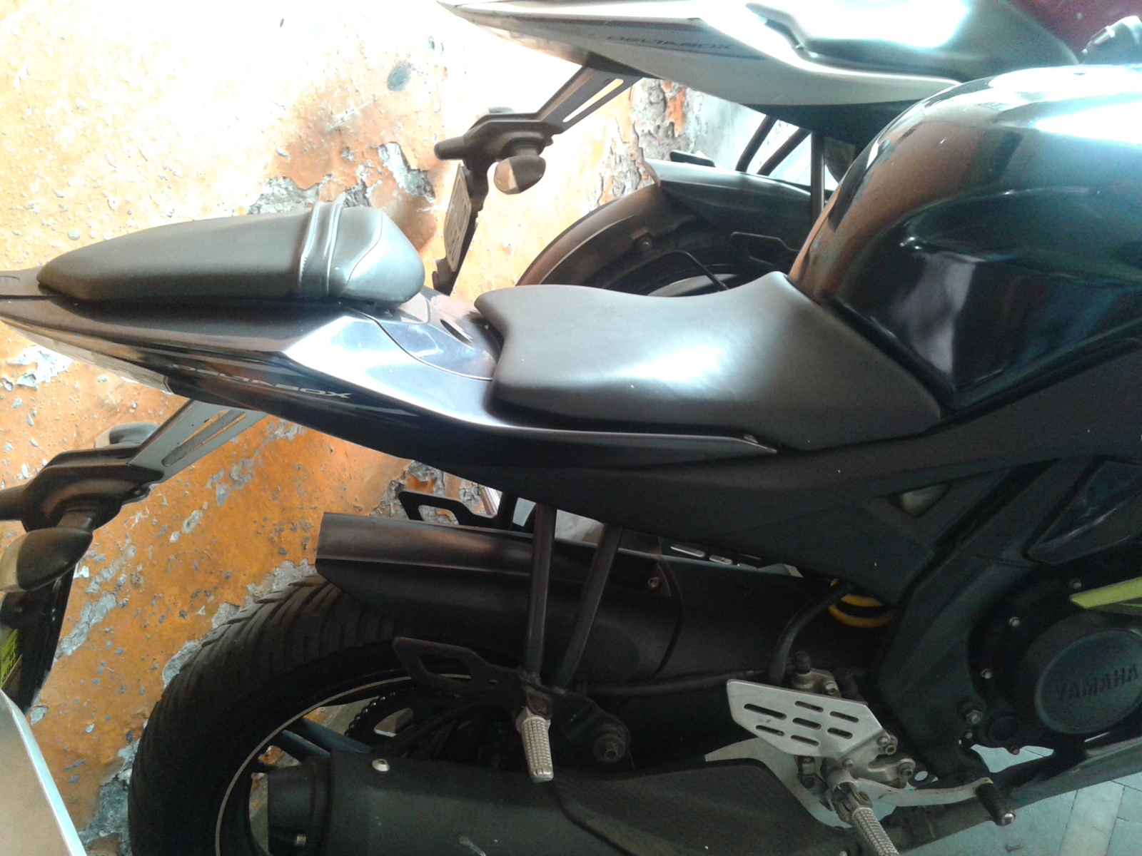 Yamaha YZF-R15 150cc 2011