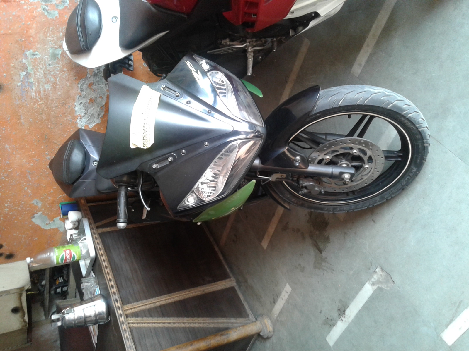 Yamaha YZF-R15 150cc 2011