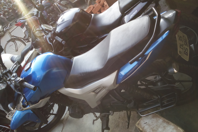 Yamaha SZR 150cc 2012