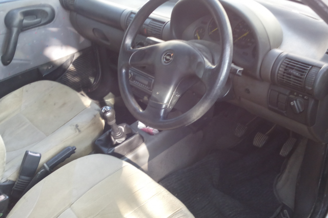 Opel Corsa 1.6 GLS 2005