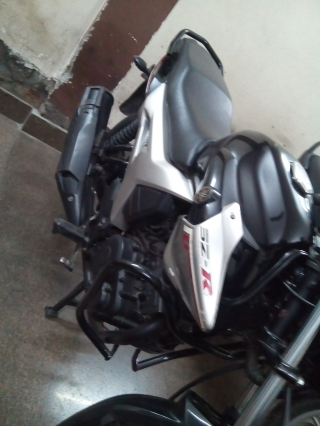 Yamaha SZR 150cc 2012