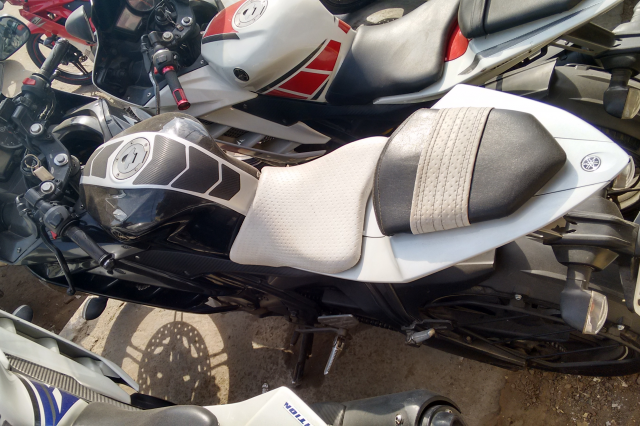 Yamaha YZF-R15 2.0 150cc 2012