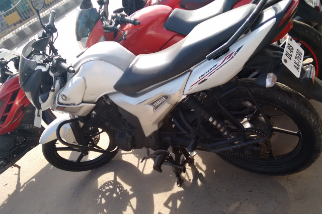 Yamaha SZR 150cc 2012