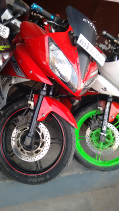 Yamaha YZF-R15 2.0 150cc 2012