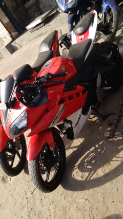 Yamaha YZF-R15 2.0 150cc 2012