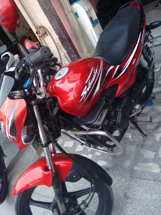 Hero Super Splendor 125cc 2013