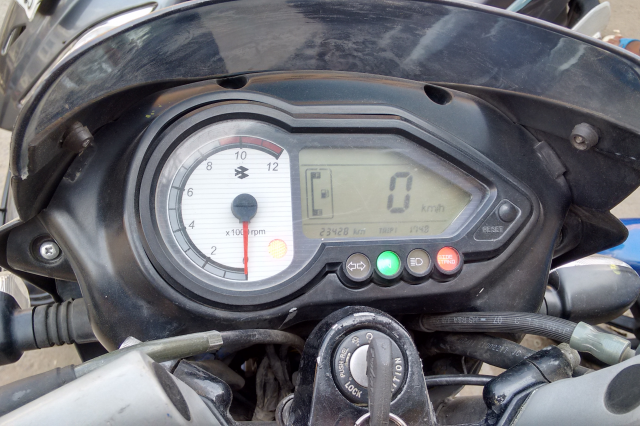 Bajaj  Pulsar 180cc 2011