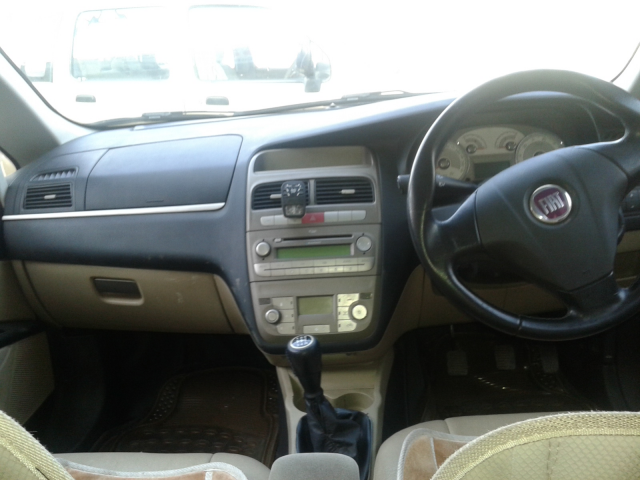 Fiat Linea EMOTION 1.4 2009