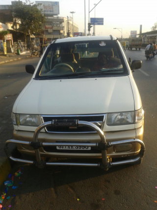 Chevrolet Tavera NEO LS B3 10 STR BS III 2009