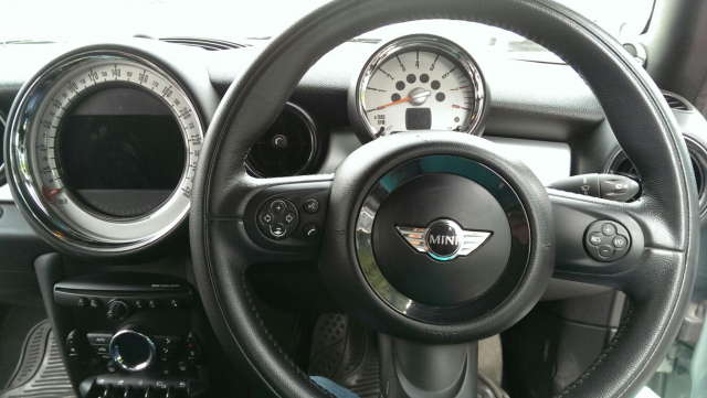 Mini Cooper 1.6 2010