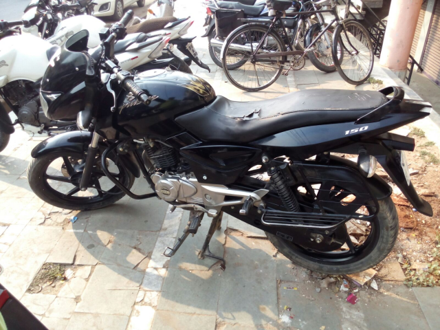 Bajaj Pulsar 150cc 2013