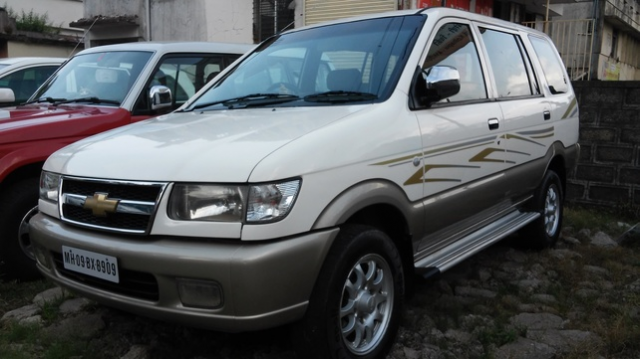 Chevrolet Tavera NEO LT L 9 STR BS III 2011