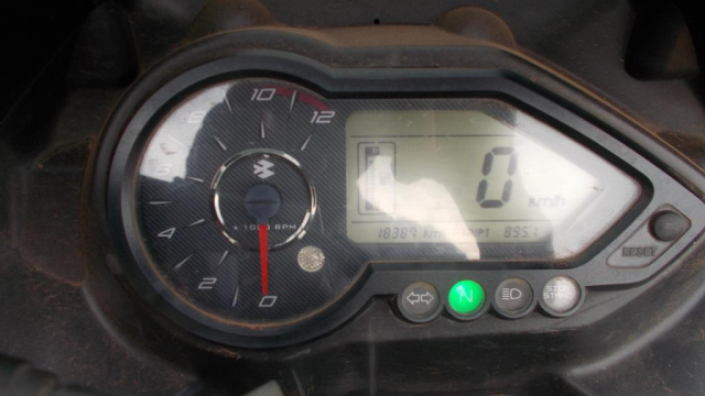 Bajaj Pulsar 220cc 2013