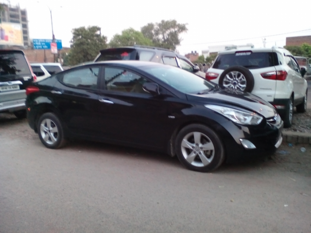 Hyundai Elantra 1.6 SX MT 2013