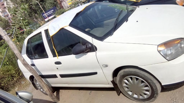 Tata Indigo eCS GLX 2012