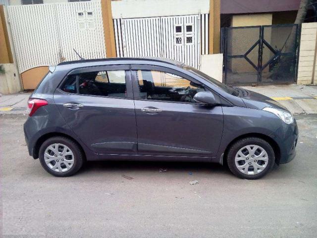 Hyundai Grand i10 Sportz 2013