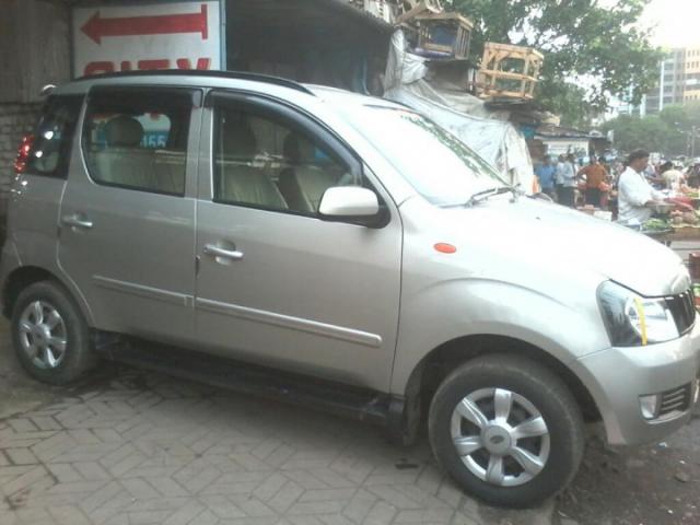 Mahindra Quanto C6 2013