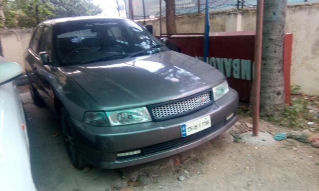 Mitsubishi Lancer LXd 2000