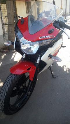 Honda CBR 150R 150cc 2013