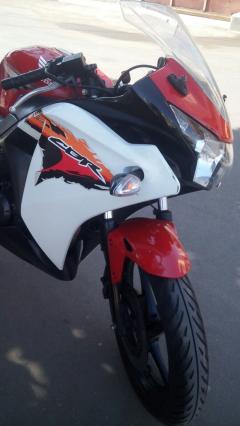 Honda CBR 150R 150cc 2013