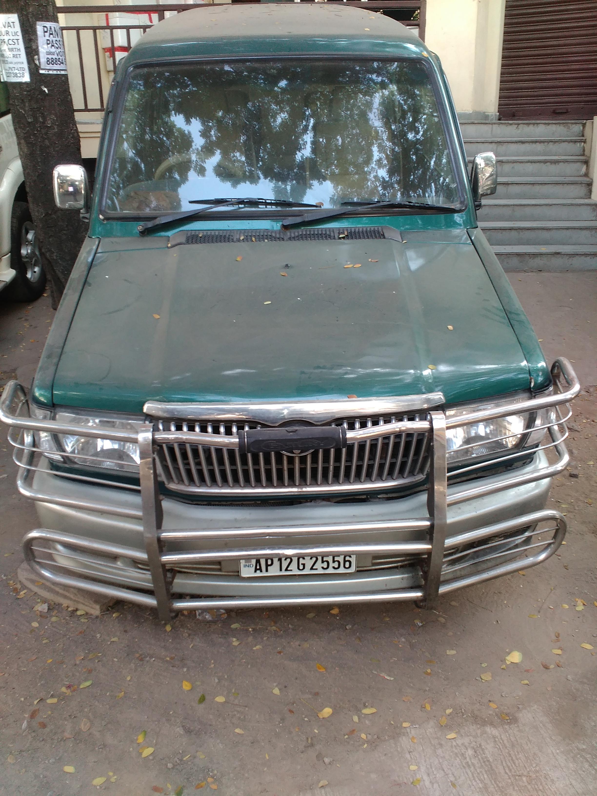 Used Toyota Qualis RS E2 2003 Model (PID1415255483) Car for Sale in