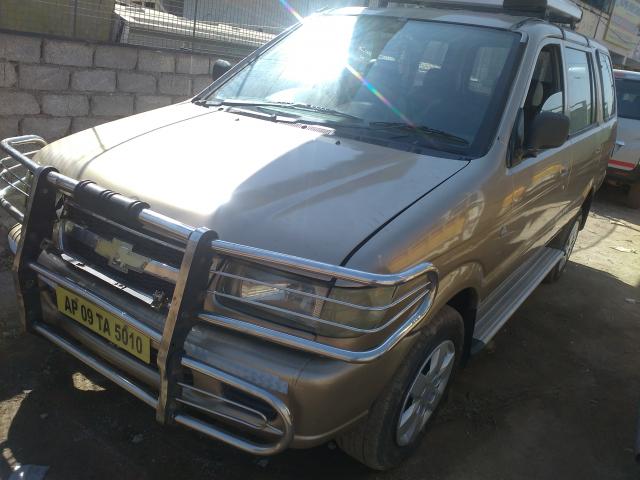 Chevrolet Tavera NEO LS B3 10 STR BS III 2010