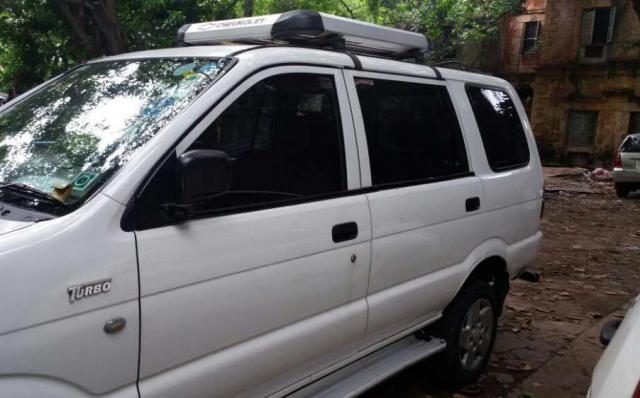 Chevrolet Tavera NEO LS B3 10 STR BS III 2010