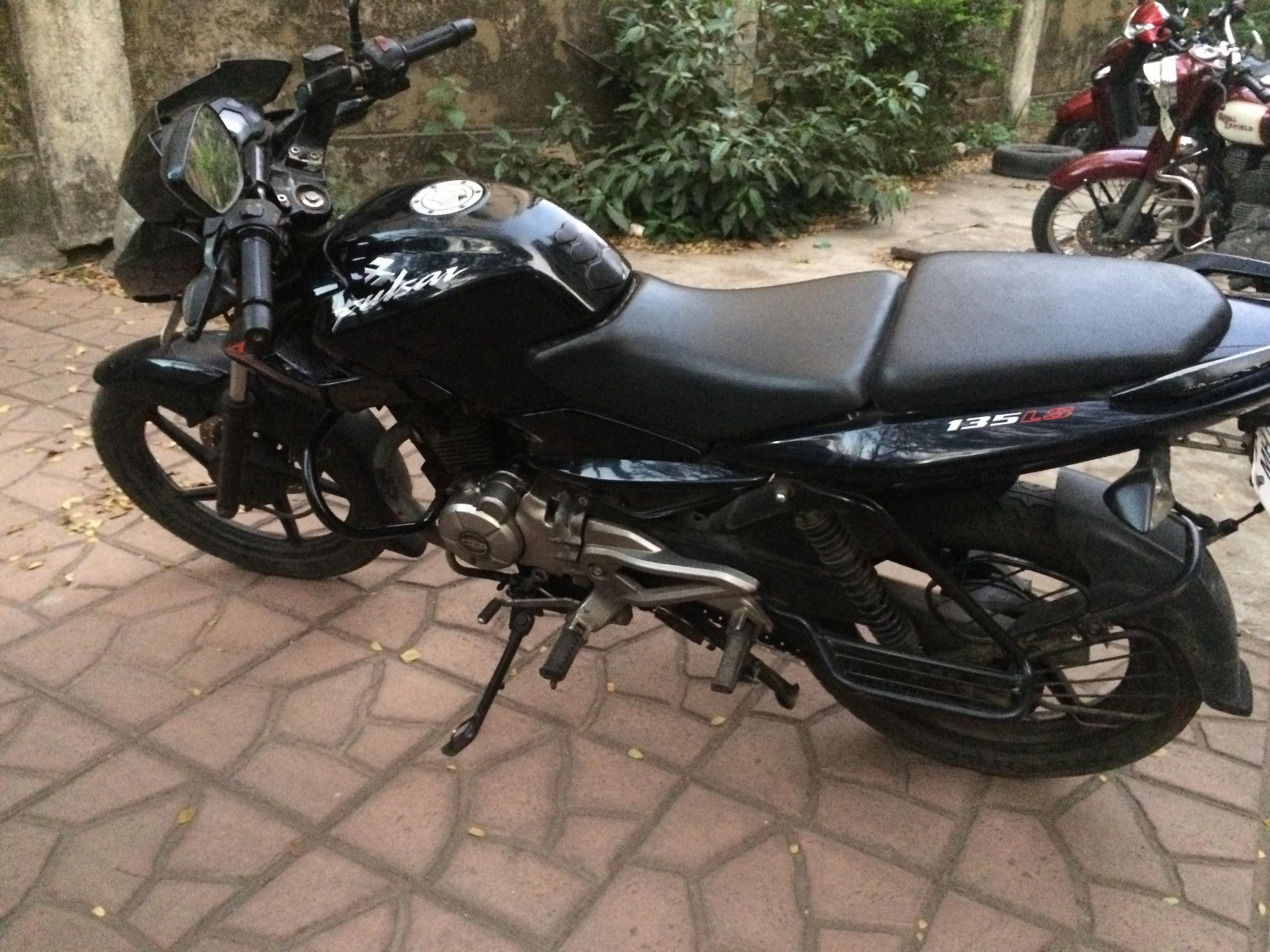 bajaj pulsar 135cc 2010 model