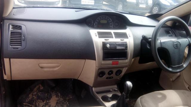 Tata Indica Vista VX Quadrajet 2011