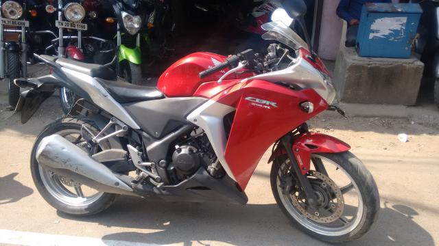 Honda CBR 250R 2012