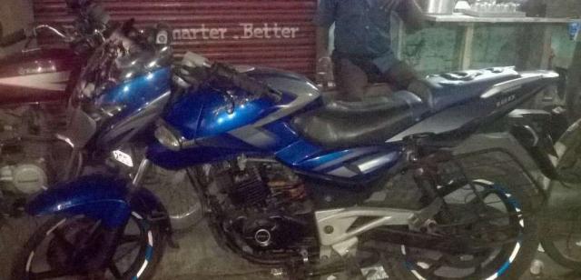 Bajaj  Pulsar 180cc 2011