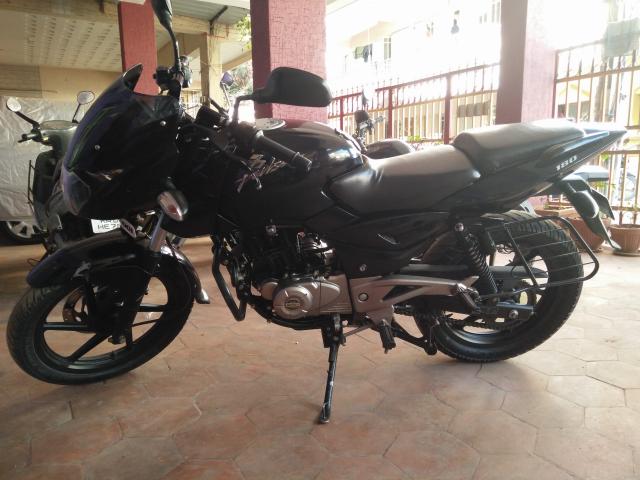 Bajaj  Pulsar 180cc 2011