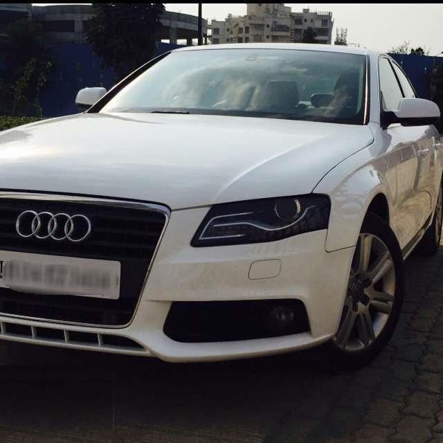 Audi A4 2.0 TDI S Line 2011