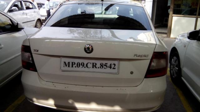 Skoda Rapid 1.6 TDI MT AMBITION PLUS 2012