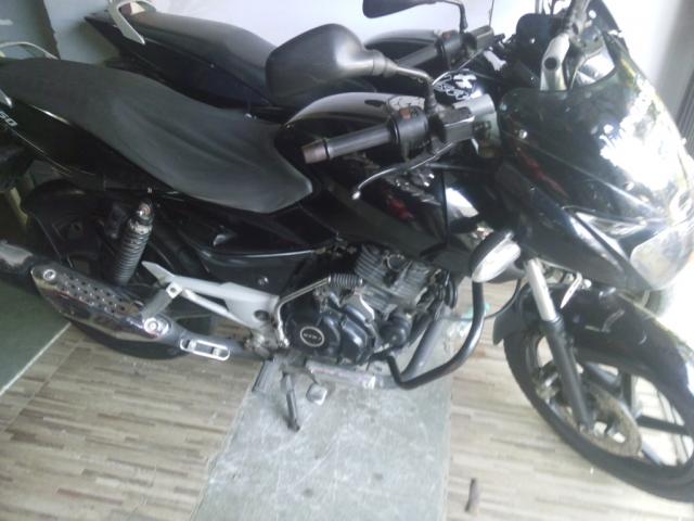 Bajaj Pulsar 150 DTS-i  150cc 2011_623012918