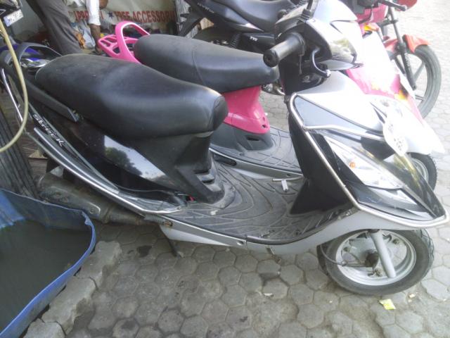 TVS ScootyStreak 100 cc 2010