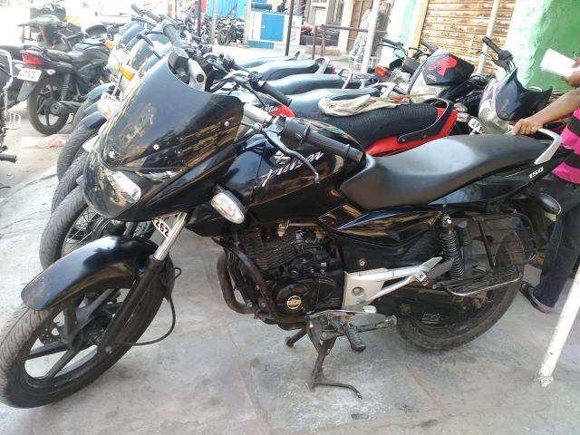 Bajaj Pulsar 150 DTS-i  150cc 2011_623012918