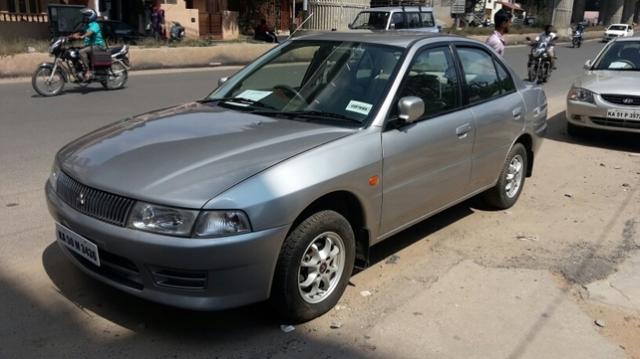 Mitsubishi Lancer LXI 1.5 2006
