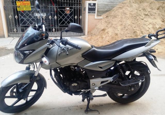 Bajaj Pulsar 150cc 2009