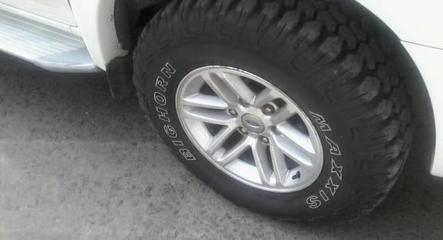 Ford Endeavour 3.0L Hurricane LIMITED EDITION 2010