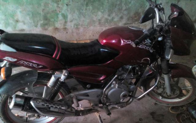 Bajaj Pulsar 150cc 2006