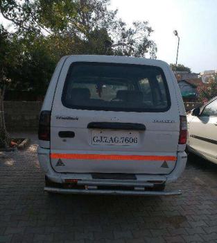 Chevrolet Tavera NY B2 7 STR BS III 2008