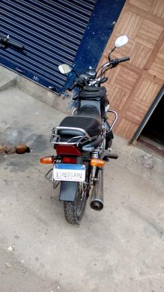 Bajaj CT 100 100cc 2006