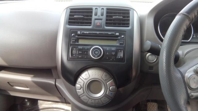 Nissan Sunny XV PETROL 2011