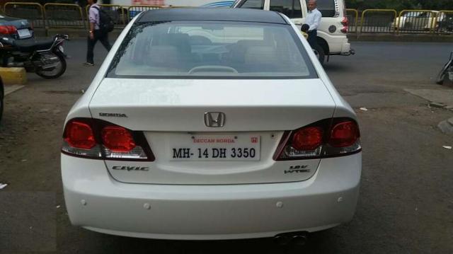 Honda Civic 1.8 V AT 2013