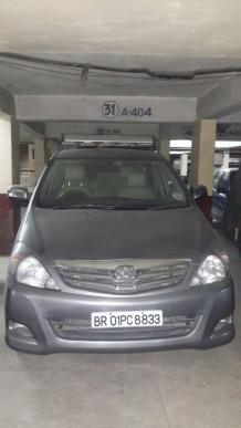 Toyota Innova 2.5 E 2010