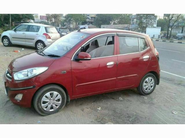 Hyundai Grand i10 Sportz 2013